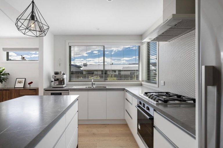 Photo of property in 16 Springfield Road, Lower Shotover, Queenstown, 9304