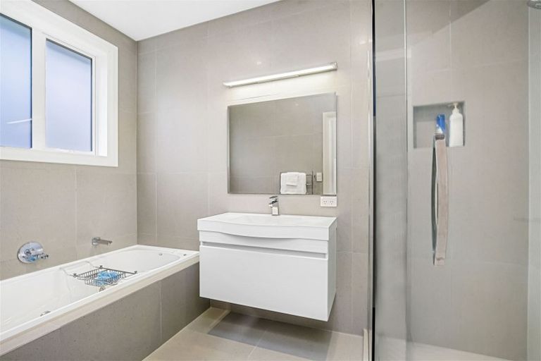 Photo of property in 21 Longbow Terrace, Flagstaff, Hamilton, 3210