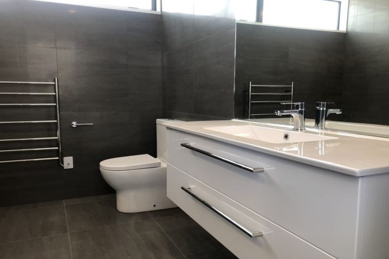 Photo of property in 39 Clissold Street, Merivale, Christchurch, 8014