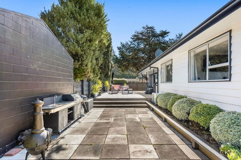 Photo of property in 34 California Drive, Totara Park, Upper Hutt, 5018