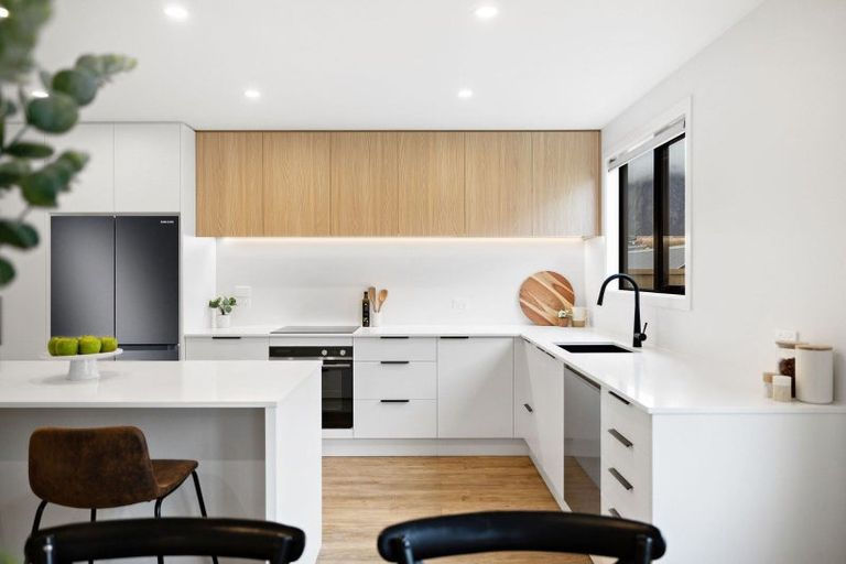 Photo of property in 150 Howden Drive, Jacks Point, 9371