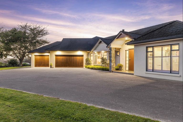 Photo of property in 154 Hooker Road, Tamahere, Hamilton, 3283