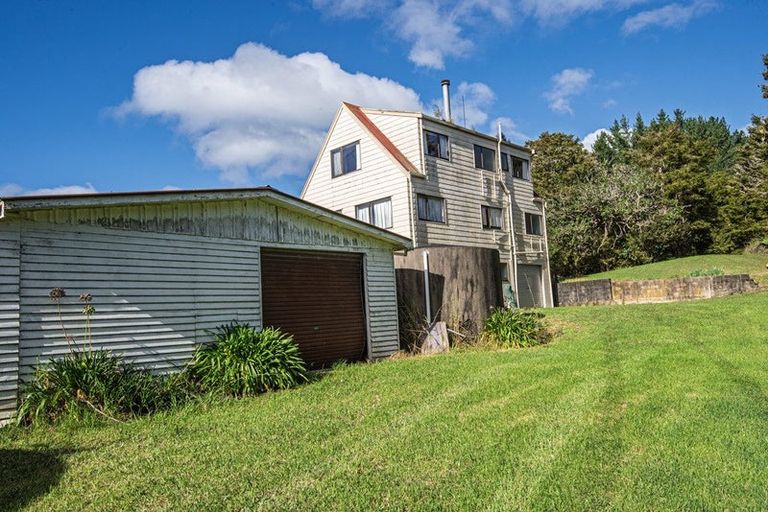 Photo of property in 3118 Russell Road, Punaruku, Hikurangi, 0184