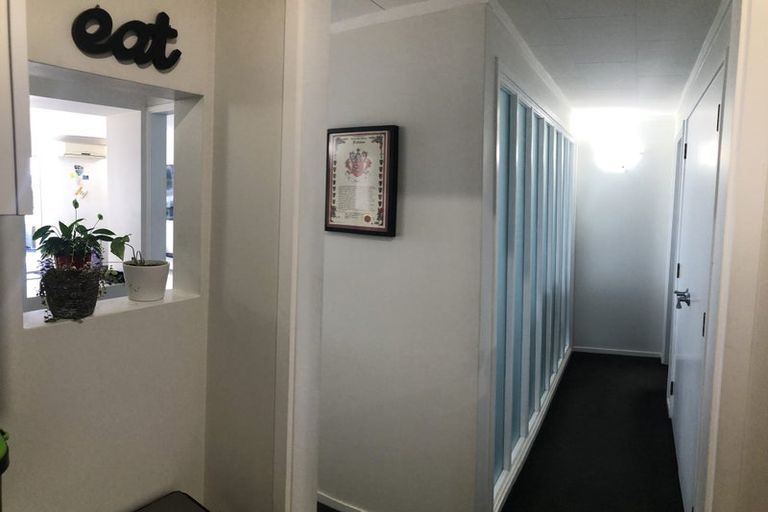 Photo of property in 3/64 Hattaway Avenue, Bucklands Beach, Auckland, 2012