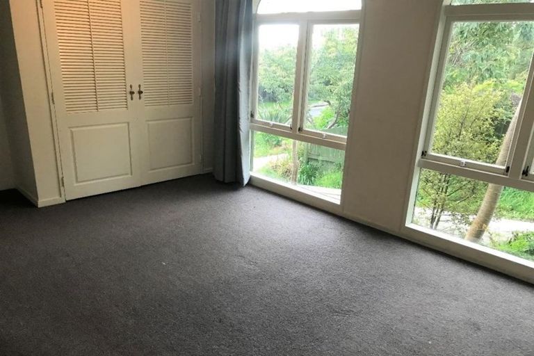 Photo of property in 61 Kotare Street, Waikanae, 5036