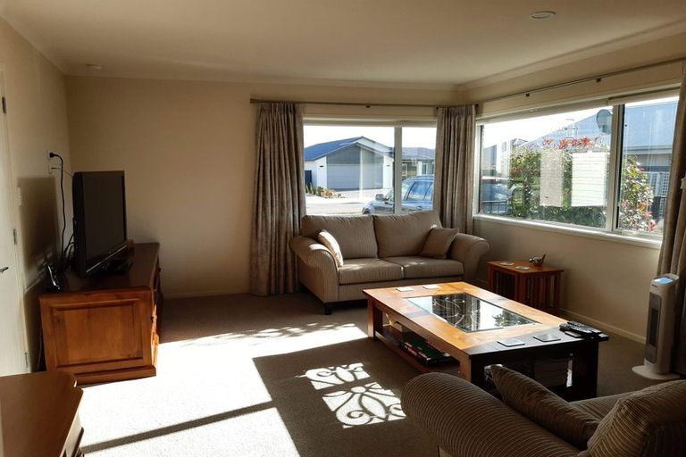 Photo of property in 33 Whakatomo Place, Havelock North, 4130
