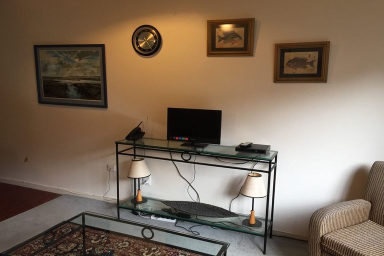 Photo of property in 11-41/54 Hill Street, Thorndon, Wellington, 6011