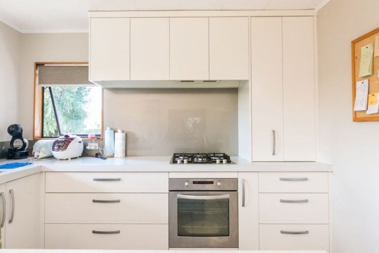 Photo of property in 42 James Cook Street, Havelock North, 4130