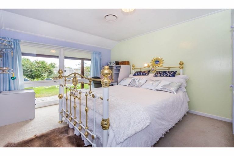 Photo of property in 22 Tuirau Place, Ilam, Christchurch, 8041