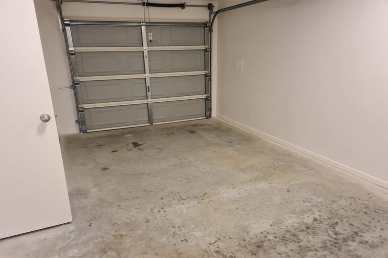 Photo of property in 104 Joseph Street, Flat Bush, Auckland, 2019