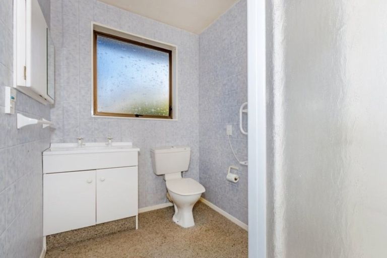 Photo of property in 1/160b Highsted Road, Casebrook, Christchurch, 8051