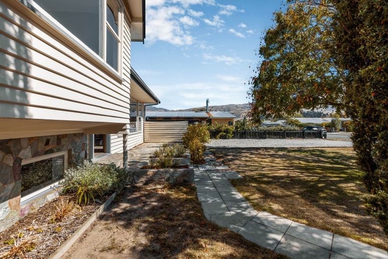 Photo of property in 104 Molyneux Avenue, Cromwell, 9310