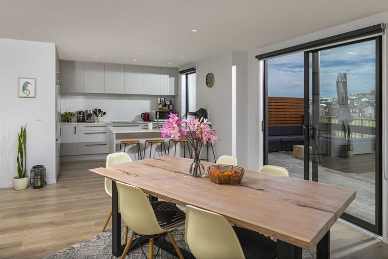 Photo of property in 105 Bonair Crescent, Silverdale, 0932