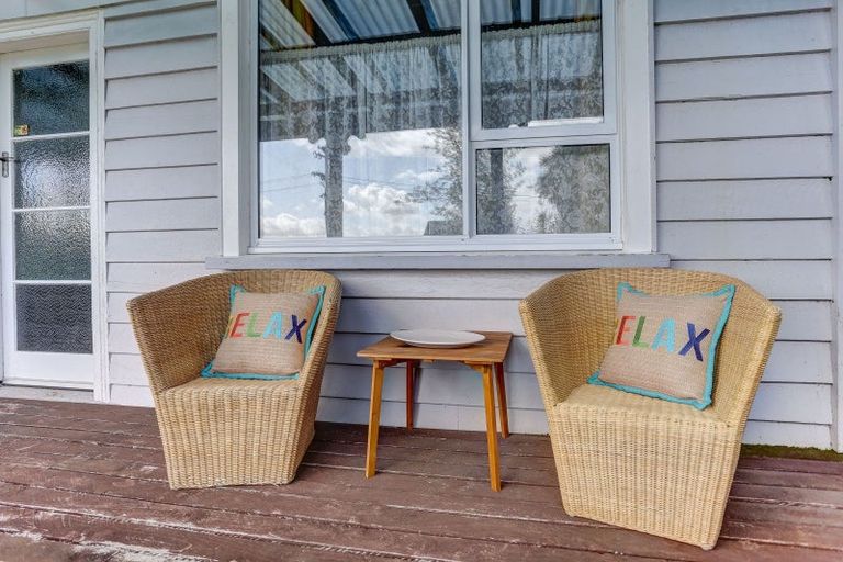 Photo of property in 49 Smith Street, Waverley, 4510