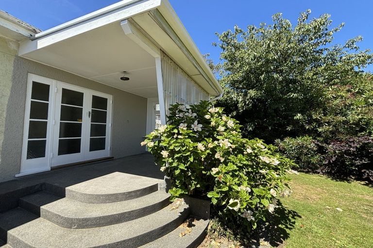 Photo of property in 31 Disraeli Street, Hawera, 4610