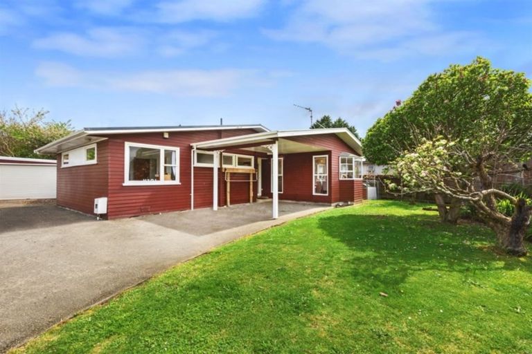 Photo of property in 54 Longfellow Street, Trentham, Upper Hutt, 5018