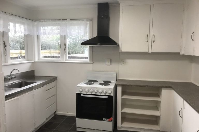 Photo of property in 16a Kerry Place, Papakura, 2110