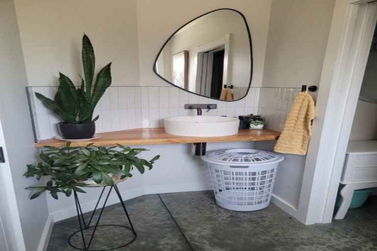 Photo of property in 168 Eskridge Drive, Eskdale, Napier, 4182