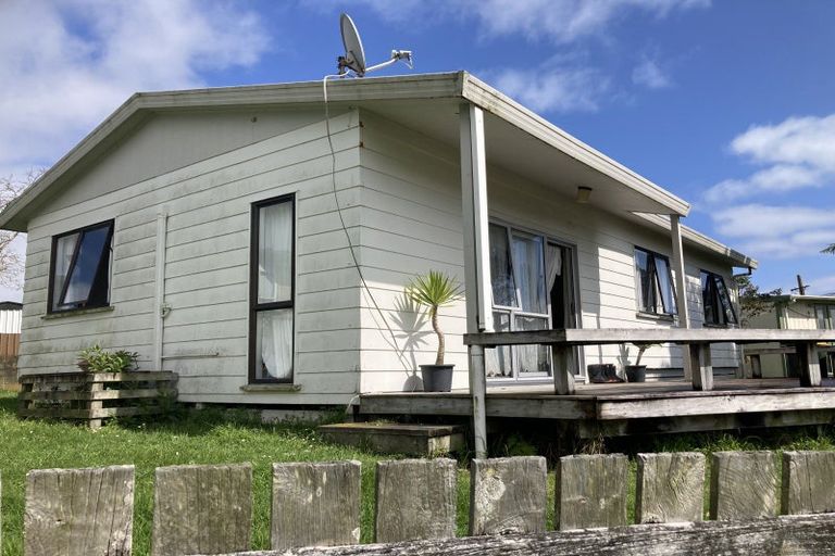Photo of property in 33 Stafford Street, Waitara, 4320