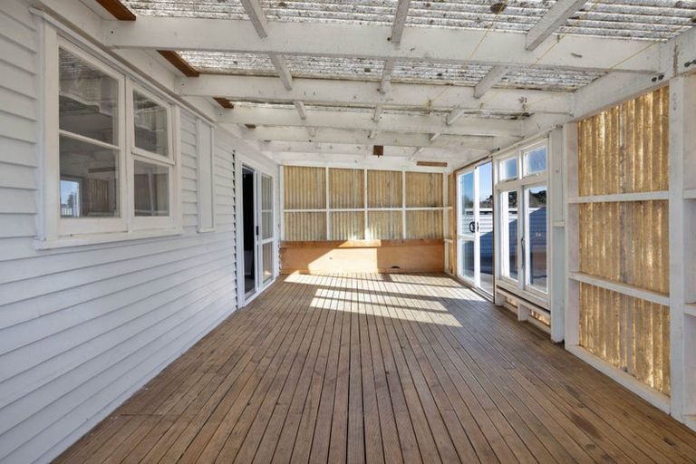 Photo of property in 46 Hussey Street, Waverley, 4510