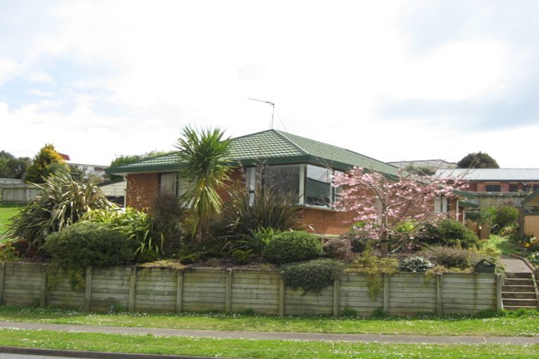 Photo of property in 10 Cyrus Street, Whalers Gate, New Plymouth, 4310