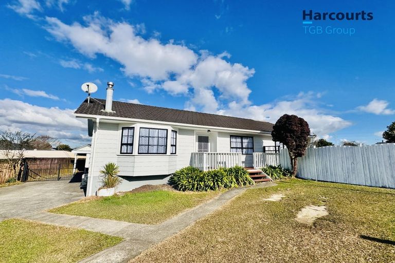 Photo of property in 5 Advocate Place, Randwick Park, Auckland, 2105