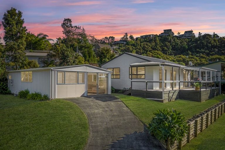 Photo of property in 39 Gallagher Drive, Tairua, 3508