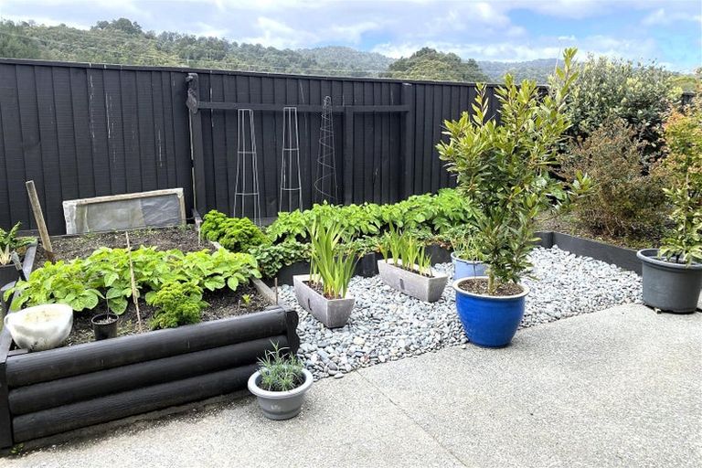 Photo of property in 23 Ridgeway Drive, Greymouth, 7805