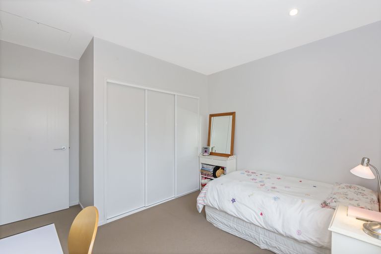 Photo of property in 255 Millwater Parkway, Silverdale, 0932