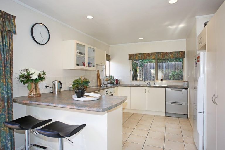 Photo of property in 35a Youngs Road, Papakura, 2110