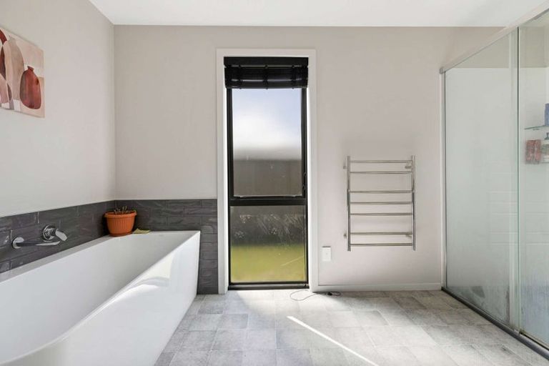 Photo of property in 38 Wai Terrace, Wharewaka, Taupo, 3330