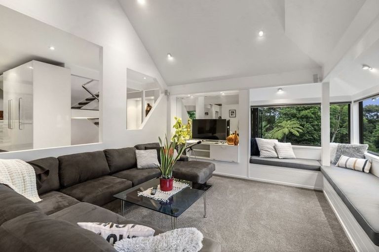 Photo of property in 170 Attwood Road, Paremoremo, Auckland, 0632