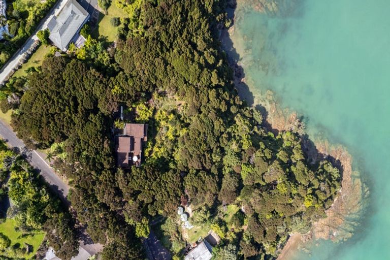 Photo of property in 37 Gilbert Mair Rise, Russell, 0272