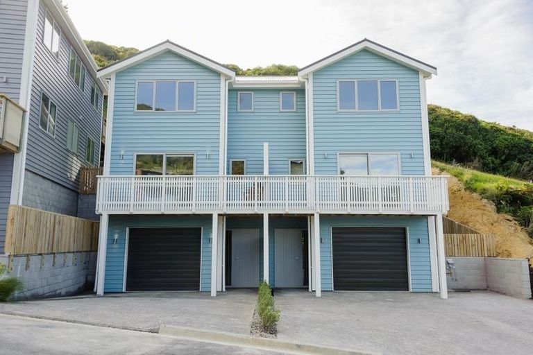 Photo of property in 12a Rarangi Way, Owhiro Bay, Wellington, 6023