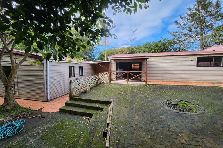 Photo of property in 105 Tidal Road, Mangere, Auckland, 2022