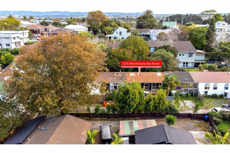 Photo of property in 2/20 Blockhouse Road, Avondale, Auckland, 1026