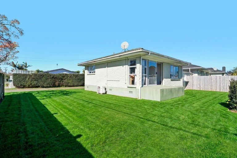 Photo of property in 1/44 Vine Street, Mangere East, Auckland, 2024