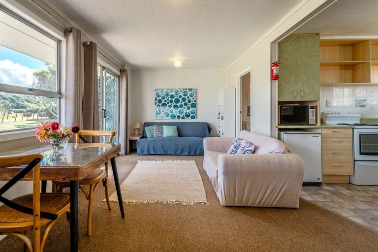 Photo of property in 43 Mahanga Road, Pataua South, Onerahi, 0192