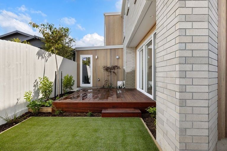 Photo of property in 4/499 Durham Street North, St Albans, Christchurch, 8014