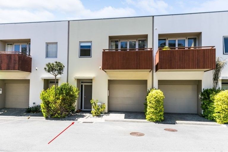 Photo of property in Marrakech Cafe, 13/305 Evans Bay Parade, Hataitai, Wellington, 6021