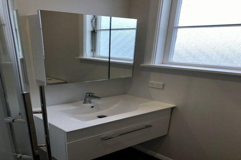 Photo of property in 223 Naenae Road, Naenae, Lower Hutt, 5011