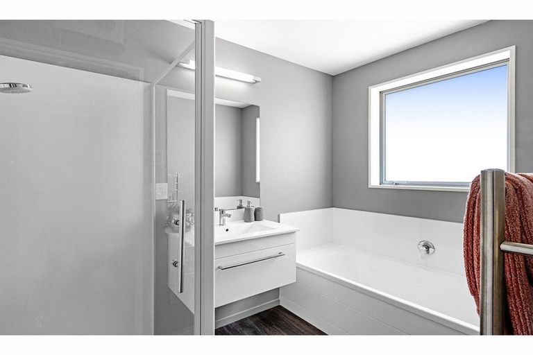 Photo of property in 39d Fairfield Way, Rolleston, 7614