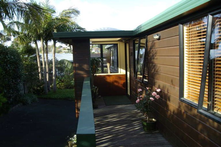 Photo of property in 2/31 Corunna Road, Milford, Auckland, 0620