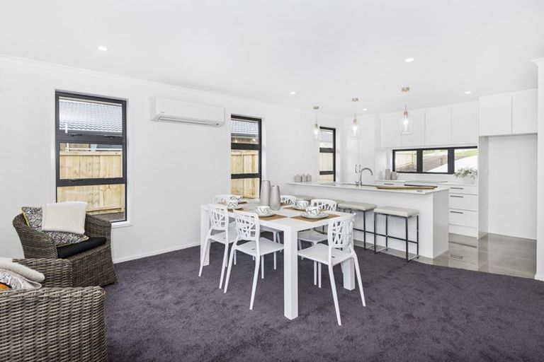 Photo of property in 32 Raithburn Terrace, Pokeno, 2402