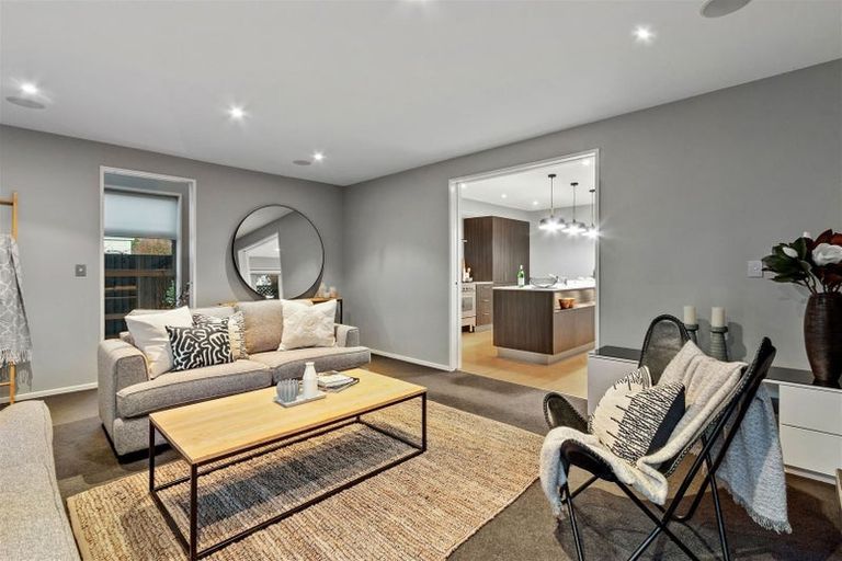 Photo of property in 128a Holly Road, St Albans, Christchurch, 8014