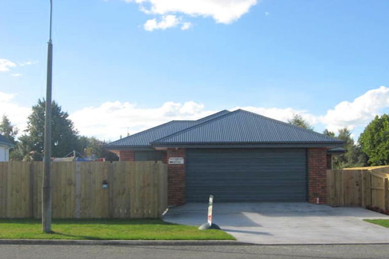 Photo of property in 16 Lampard Street, Methven, 7730