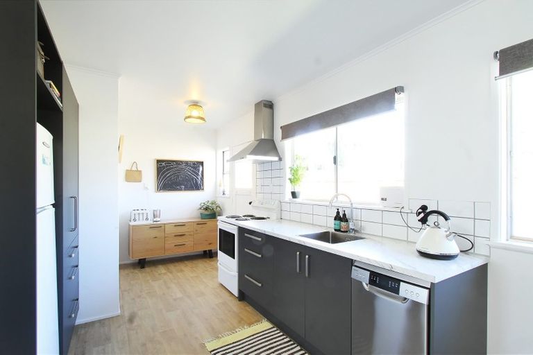 Photo of property in 2/97 Nelson Crescent, Napier South, Napier, 4110