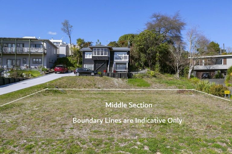 Photo of property in 338 Lake Terrace, Two Mile Bay, Taupo, 3330