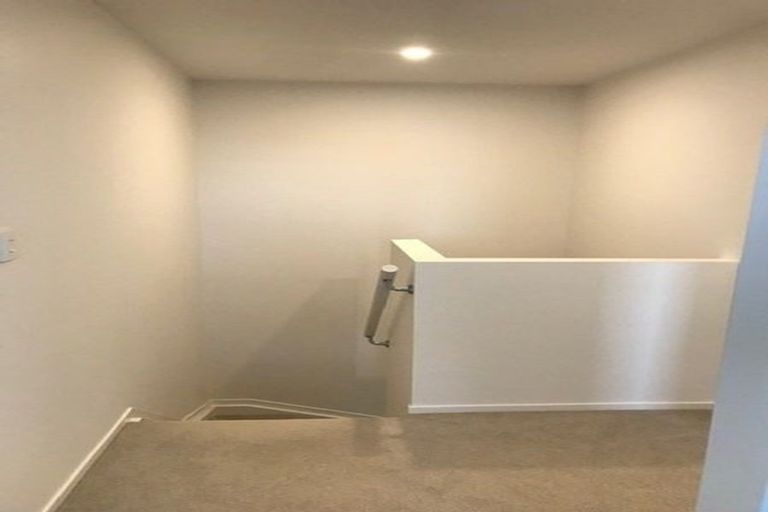 Photo of property in 5 Fuselage Road, Hobsonville, Auckland, 0616