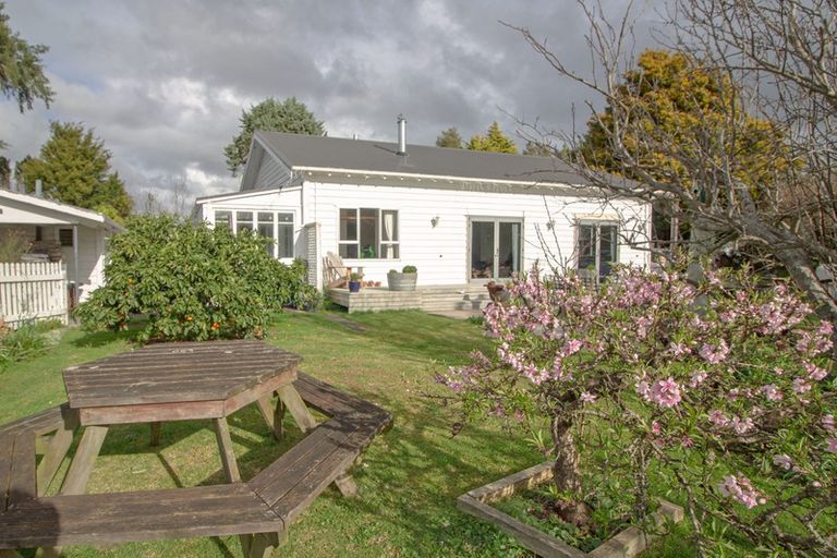 Photo of property in 154 Stanley Avenue, Te Aroha, 3320